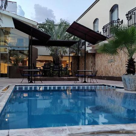 Hotel Dubrovnik Merida Bagian luar foto