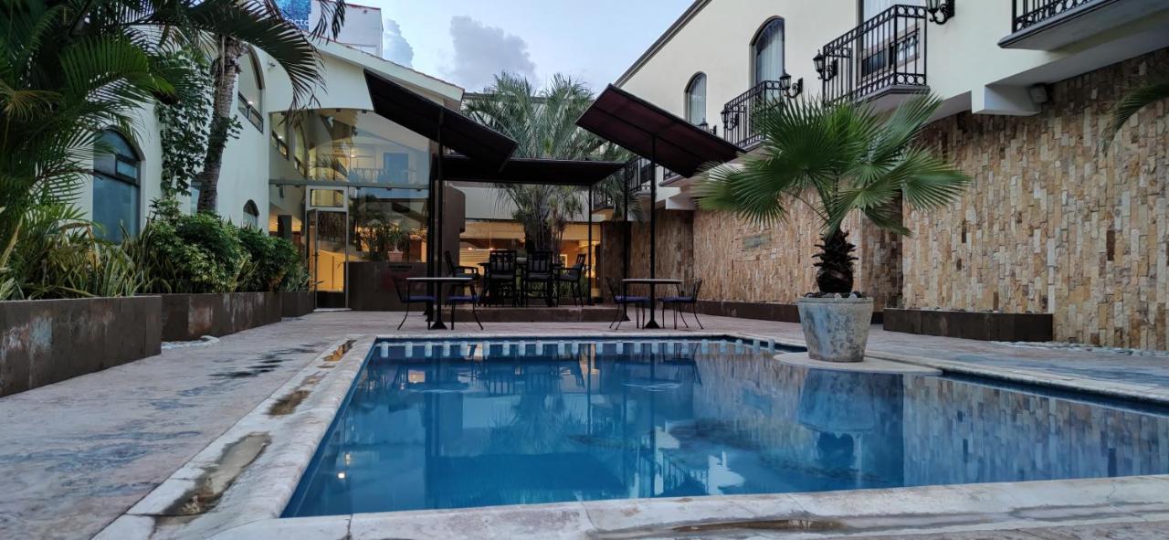 Hotel Dubrovnik Merida Bagian luar foto