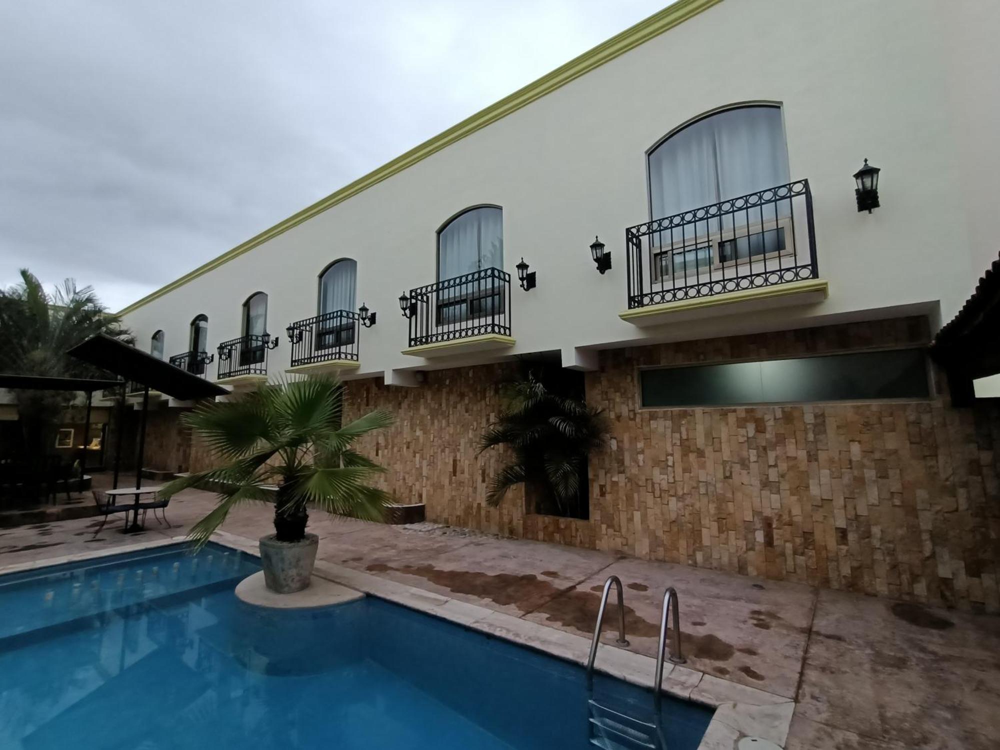 Hotel Dubrovnik Merida Bagian luar foto