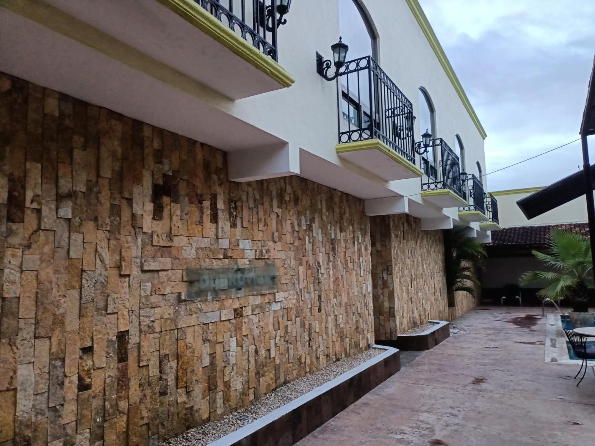 Hotel Dubrovnik Merida Bagian luar foto