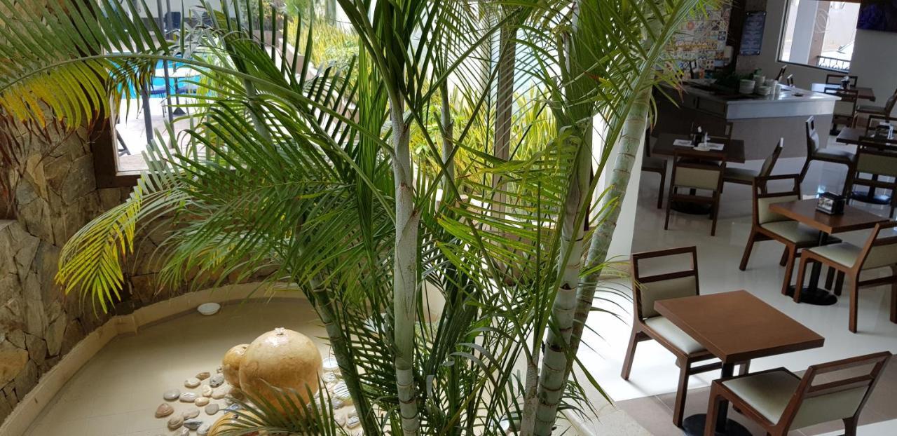 Hotel Dubrovnik Merida Bagian luar foto